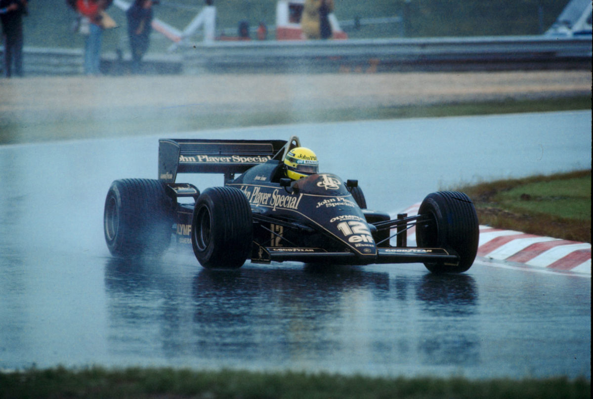 Lotus 97T à Estoril : Bruno Senna célèbre les 40 ans de la première victoire d’Ayrton en F1