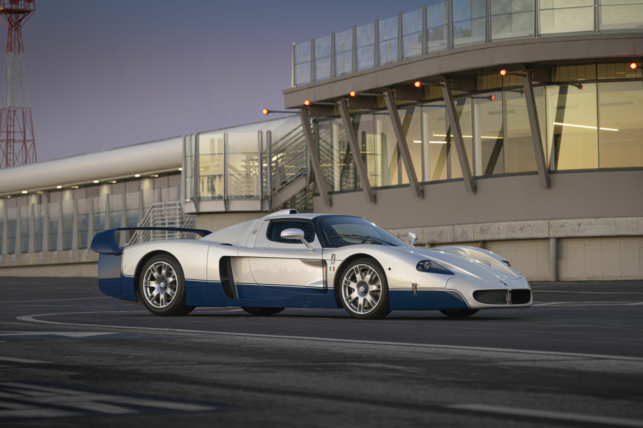 Maserati MC12 Stradale : un record à Monterey pour l’icône du Trident