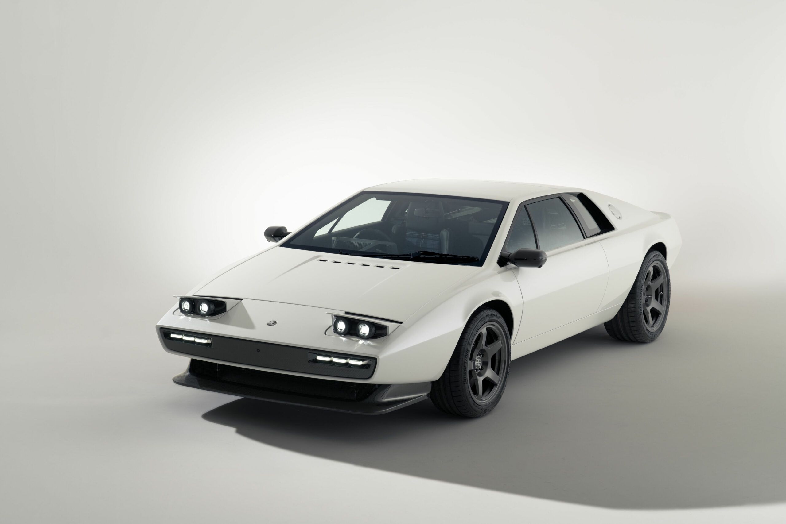 Encor Series 1 : La Lotus Esprit renaît en carbone pour ses 50 ans (et un demi-million d’euros)