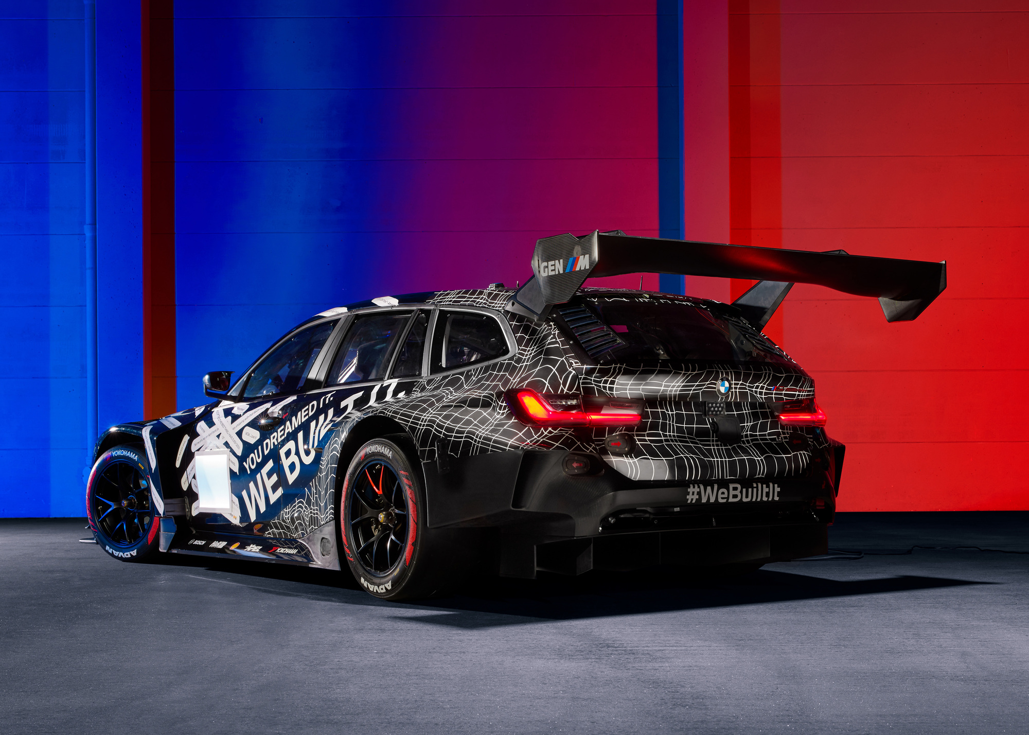 De la blague à la piste : Le break BMW M3 Touring prend le départ des 24H du Nürburgring 2026 !