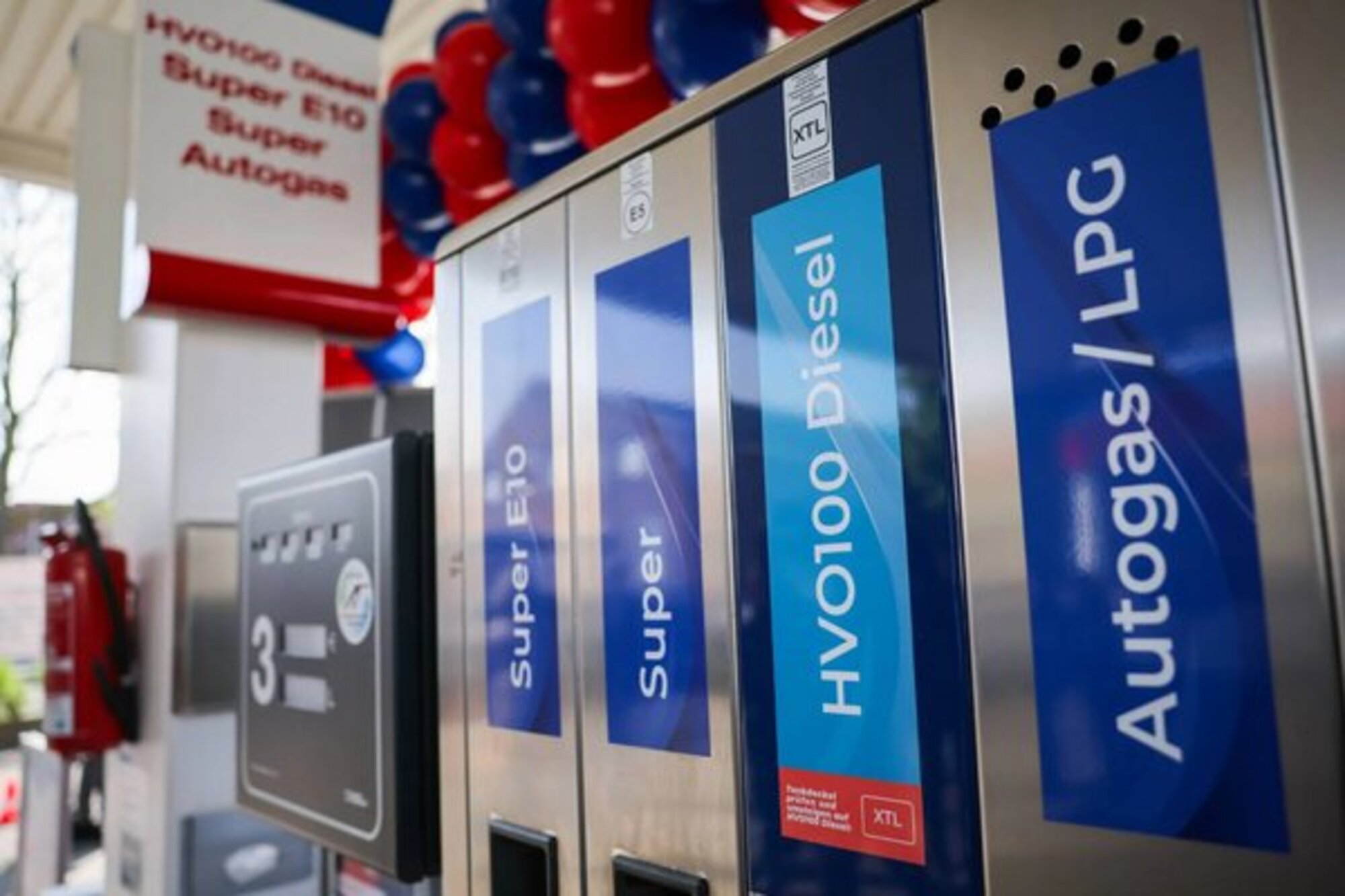 HVO100 : Le « Diesel Vert » est-il le carburant miracle que nous attendions ?