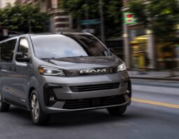 Ram ProMaster City 2027 : Quand l&rsquo;Amérique s&rsquo;offre un Citroën Jumpy à la sauce US