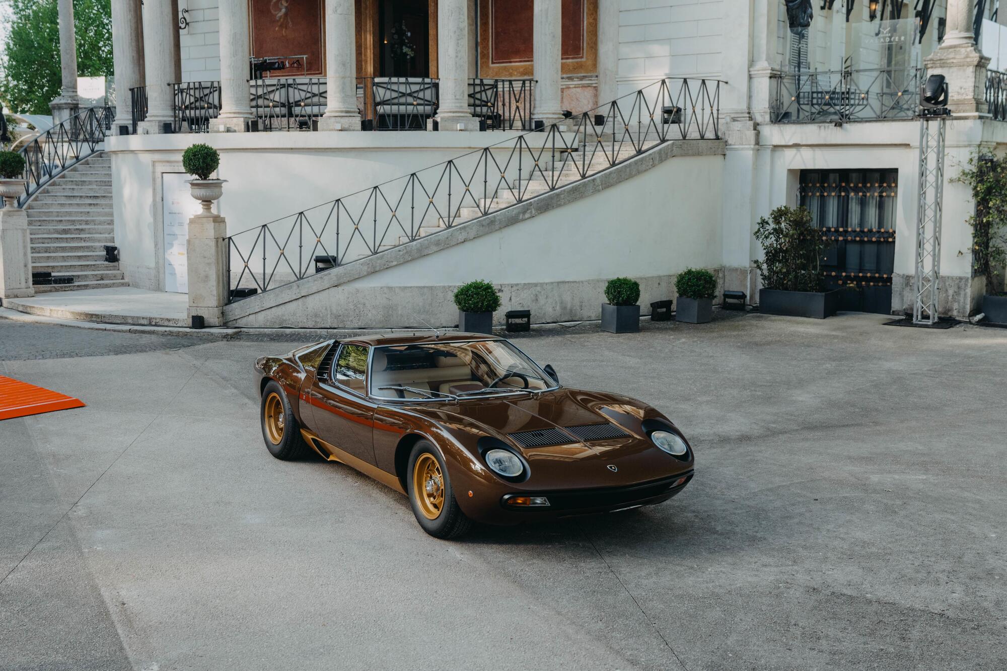 Concorso Roma 2026 : Le Polo Storico Lamborghini redonne vie à une Miura SV « Luci del Bosco »