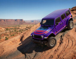 Jeep Rewind : Quand la nostalgie des années 80 et 90 s’empare du Wrangler et du Gladiator