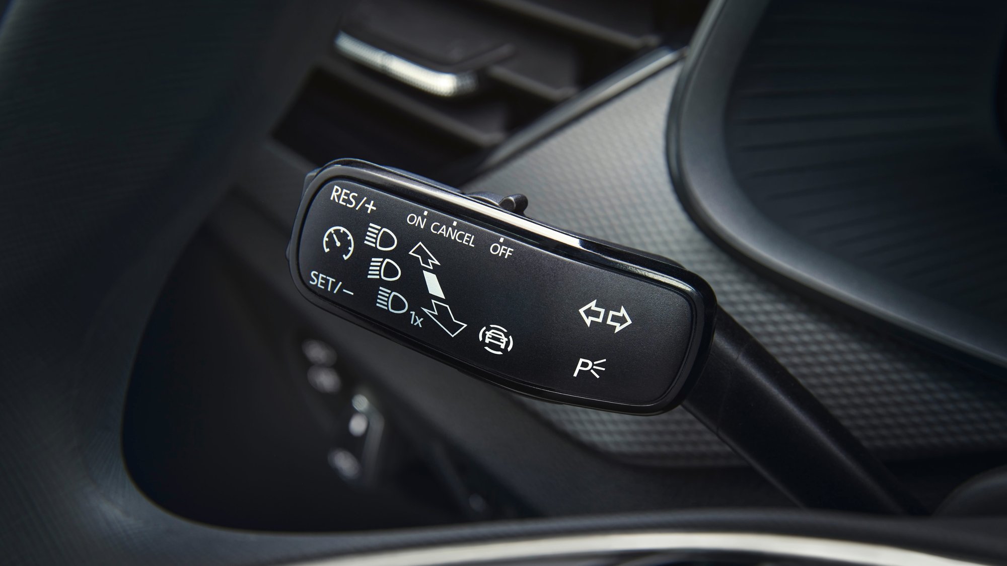 Du « Speedostat » au Radar : L’incroyable histoire du régulateur de vitesse