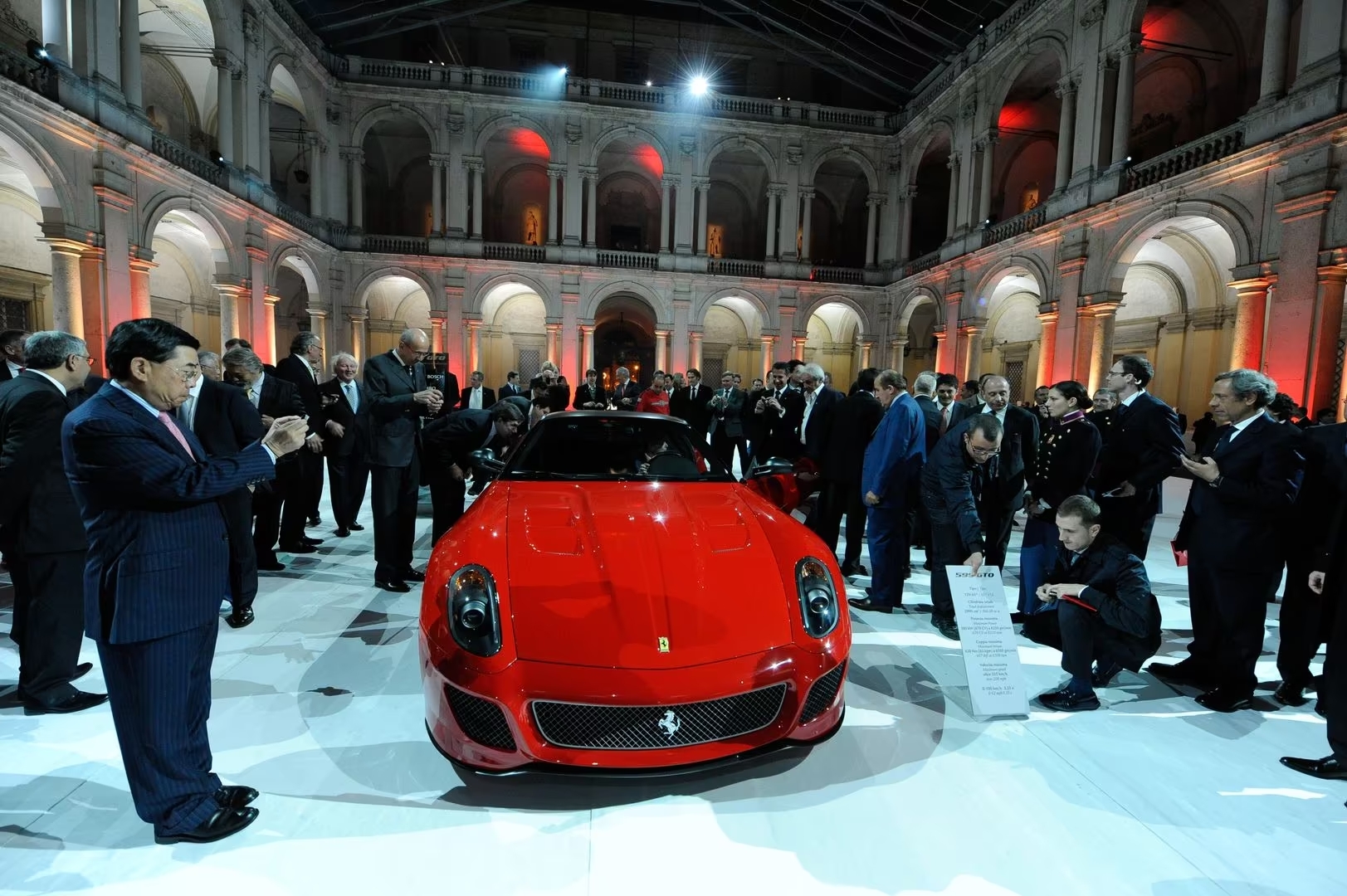 Fuite chez Ferrari : 9 nouveaux monstres thermiques et hybrides déposés en secret !