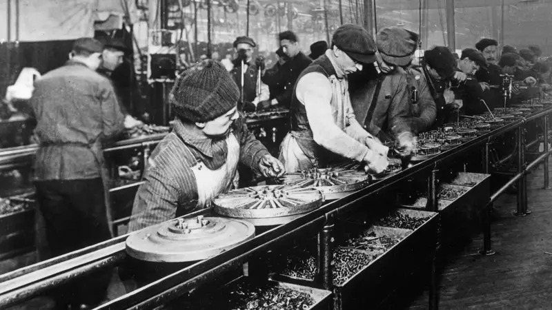 Il y a 100 ans : Quand Henry Ford inventait le week-end de deux jours (pour vendre plus de voitures)