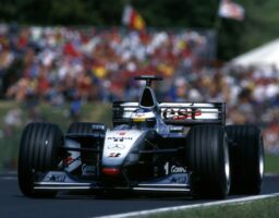 6 octobre 1999 : Poussières mortelles, V10 Ilmor et le coup de billard de Ferrari contre le béryllium