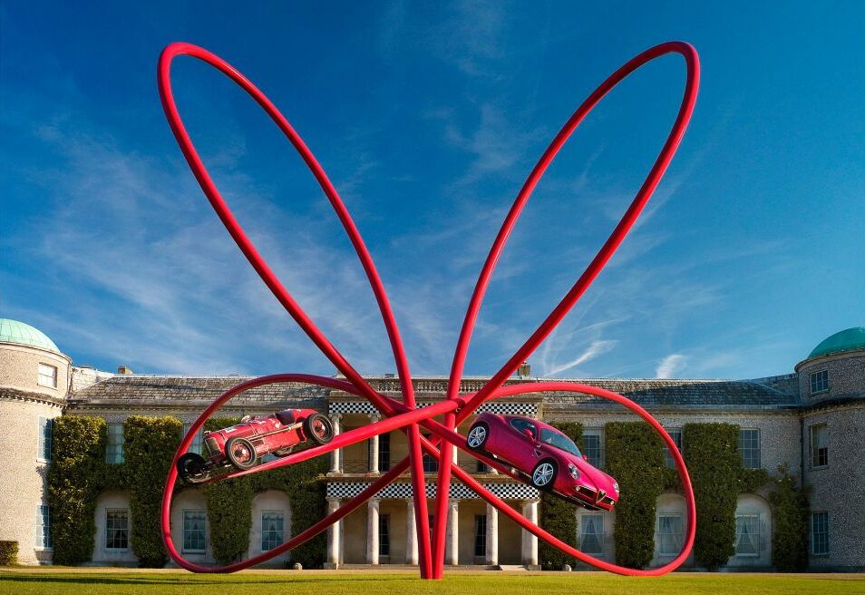 Le secret de la Central Feature de Goodwood : Quand la sculpture éclipse les supercars