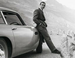 17 septembre 1964 : Le jour où l&rsquo;Aston Martin DB5 a conquis le monde dans « Goldfinger »