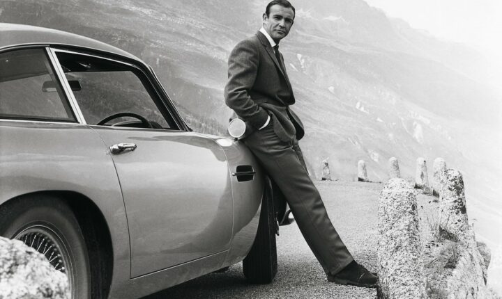 17 septembre 1964 : Le jour où l’Aston Martin DB5 a conquis le monde dans « Goldfinger »