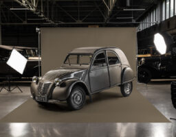 7 octobre 1948 : La 2 CV fait sourire le Grand Palais avant d&rsquo;imposer sa loi