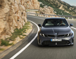 Nouvelle BMW Série 3 : Le grand écart entre le 800 volts et le six-en-ligne