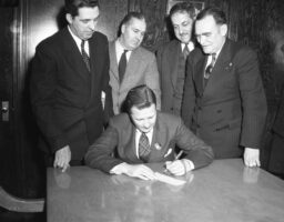 21 septembre 1945 : Le jour où Henry Ford II a repris le pouvoir à Détroit à 28 ans