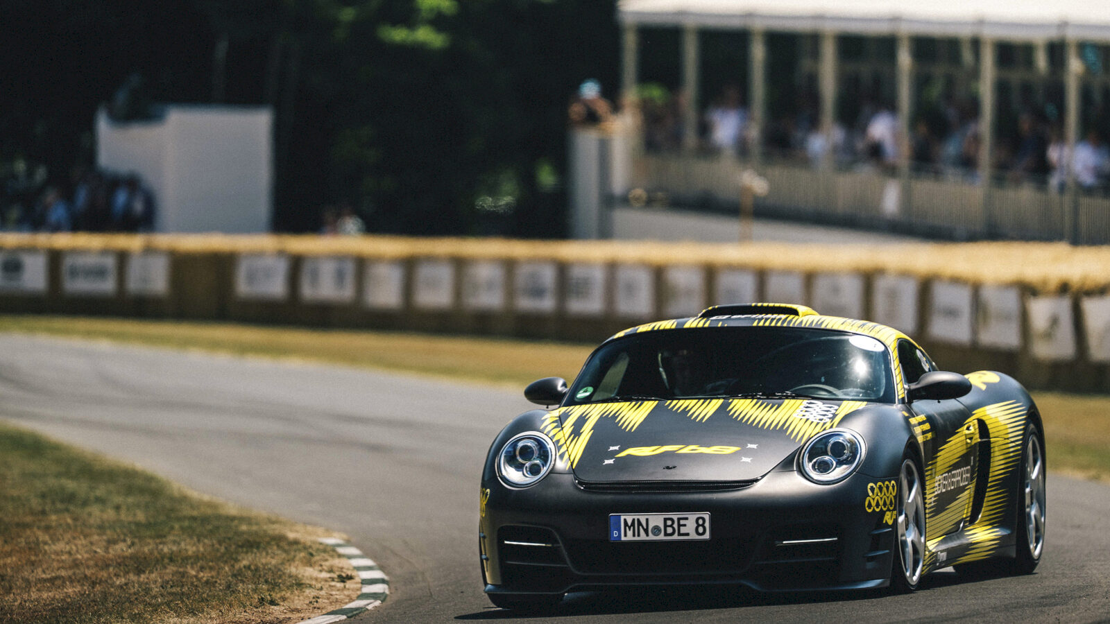 Ruf B8 : Alois colle huit cylindres à plat là où Porsche a jeté l’éponge