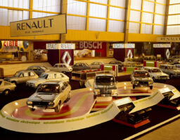 15 octobre 1972 : Renault 5 contre Peugeot 104, la bataille des tranchées de la petite bagnole