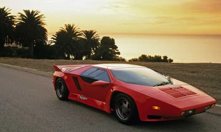 Vector Aeromotive : L’avion de chasse sur roues fantasmé par Gerald Wiegert